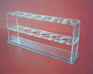 �л�������ɫ�ܼ�